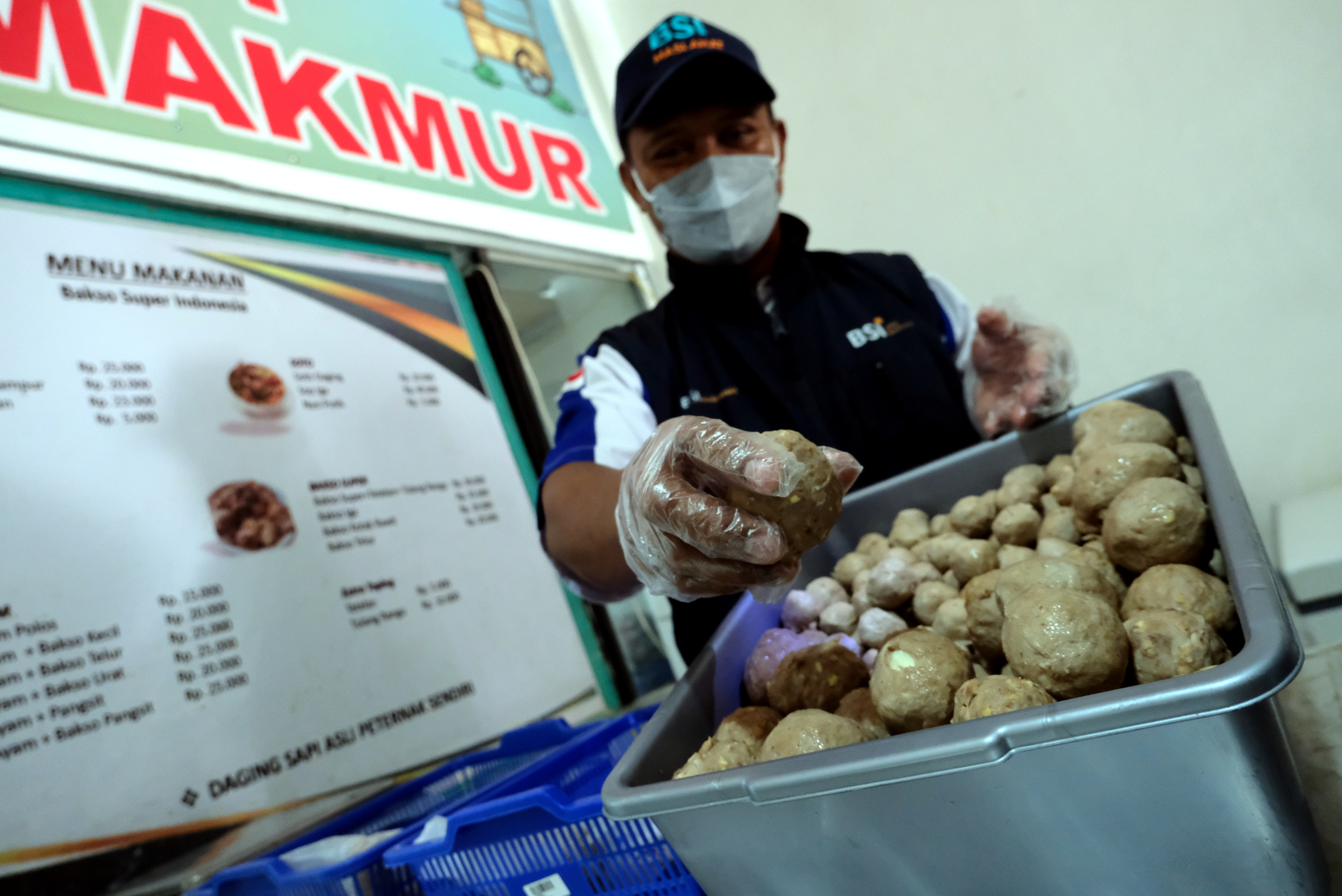 Dorong UMKM Berkelanjutan, Langkah Strategis BSI dan BSI Maslahat Dalam Penyaluran Zakat