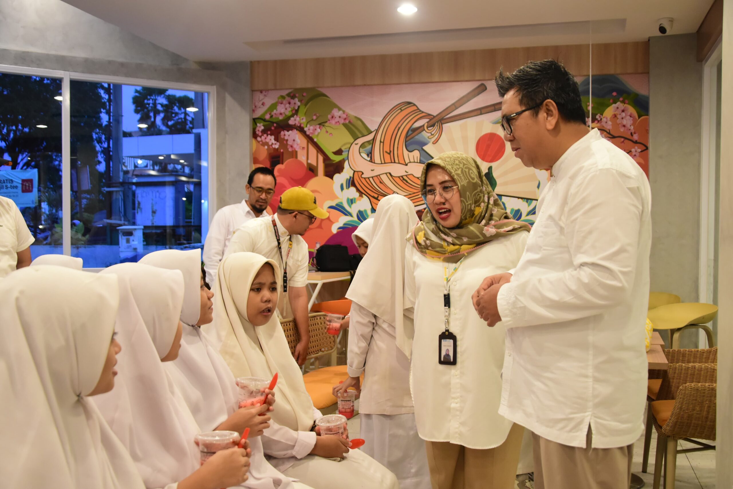 BSI Gandeng Hokben & 9 Mitra LAZ Gelar Buka Puasa Bersama 2.500 Anak Yatim-Duafa