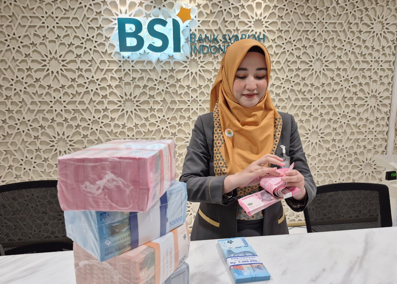 Nasabah Tak Perlu Khawatir, BSI Jamin Ketersediaan Uang Tunai Rp42,88 Triliun Jelang Lebaran