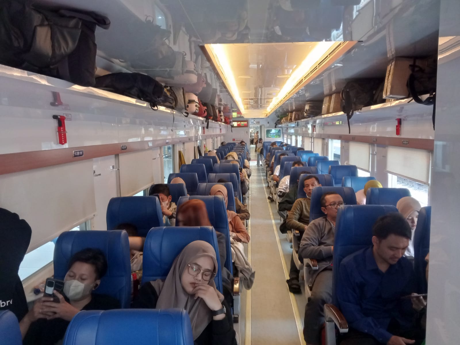 Stasiun Bekasi Catat Rekor Baru dalam Keberangkatan Pemudik dengan Pertumbuhan Tertinggi di Masa Angkutan Lebaran 2025