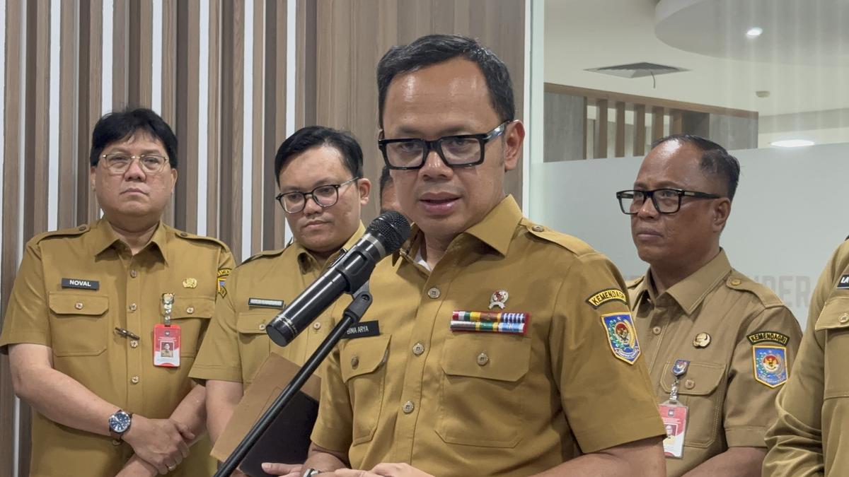 Dinyatakan Bersalah, Lucky Hakim Disanksi ‘kursus’ di Kemendagri Selama 3 Bulan