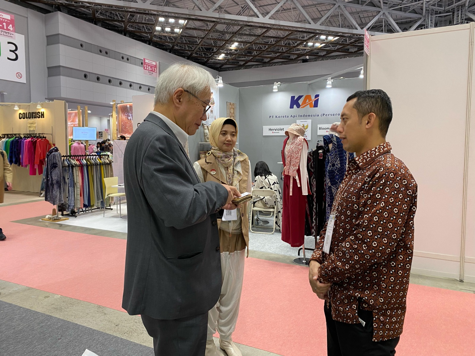 (VIDEO) Booth KAI dan UMKM Indonesia di Tokyo, Magnet Baru Bagi Pengunjung Mancanegara