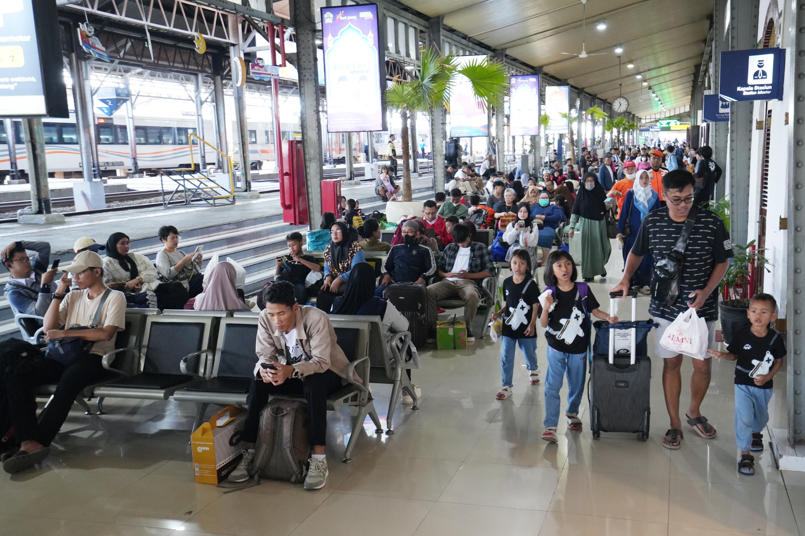 Pemudik Kereta Api di Semarang Capai 497 Ribu Orang Selama Lebaran
