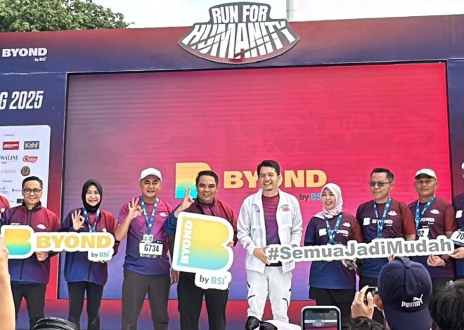 Inklusi Keuangan Lewat Event Lari: Kiprah BSI di Run for Humanity Bandung