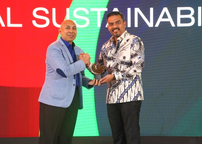 Konsisten Dorong UMKM Naik Kelas, Talenta Wirausaha BSI Raih Penghargaan Best Sustainability in Finance & Skills Recognition for MSMEs