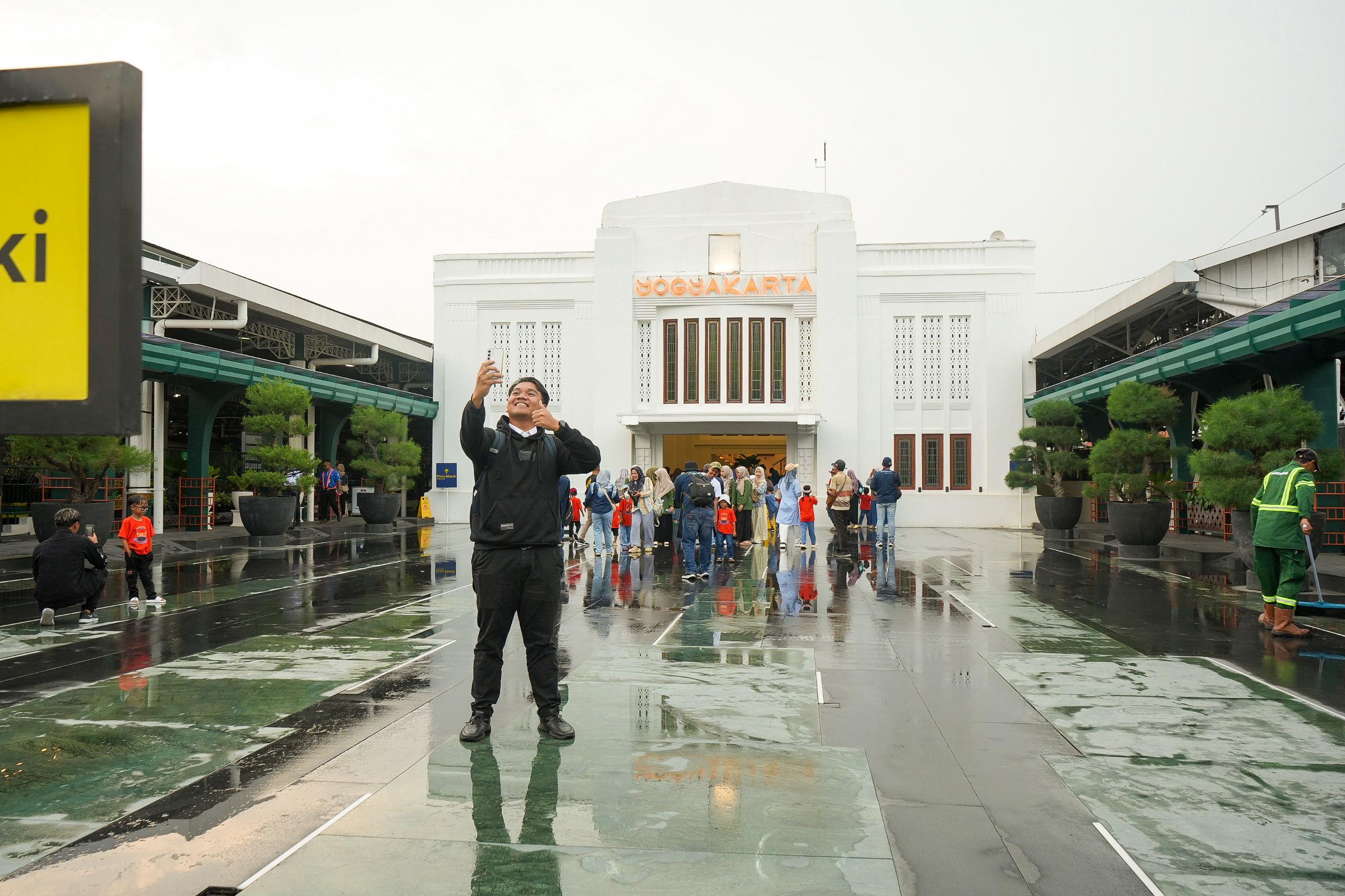 Stasiun Yogyakarta Disulap KAI Properti Jadi Destinasi Instagramable Paling Diburu