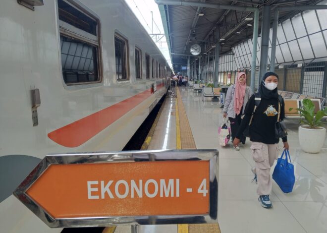 (Foto) KAI Pastikan Layanan Tepat Waktu, OTP Keberangkatan Mencapai 99,38 persen