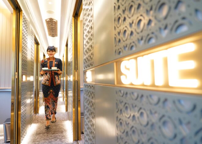 (FOTO) Antusiasme Penumpang Suite Class Compartment di KA Argo Bromo Anggrek