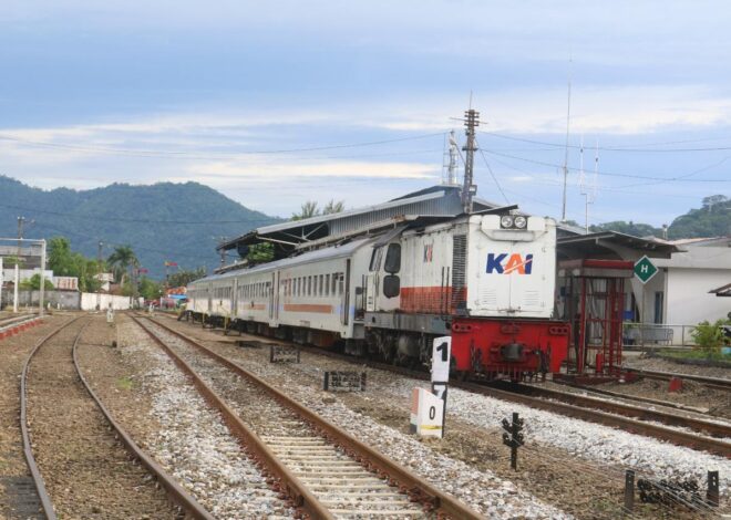 KA Pariaman Ekspres Jadi Andalan Warga Sumbar saat Long Weekend