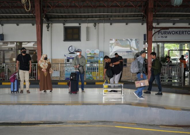 KAI Tambah Ribuan Tempat Duduk Hadapi Libur Kenaikan Yesus